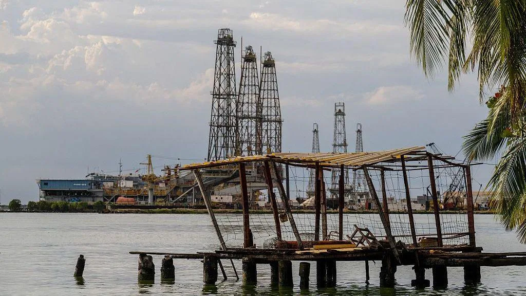 Donald Trump'ın duyurduğu ABD-Venezuela petrol anlaşmasına ilişkin temsilî görsel