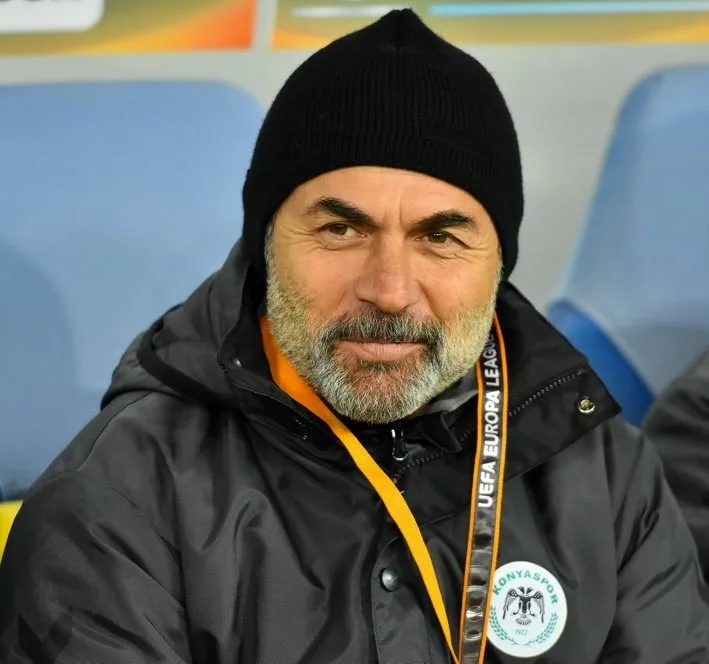 Aykut Kocaman'ın futbolculuk ve teknik direktörlük kariyerini simgeleyen portre görseli