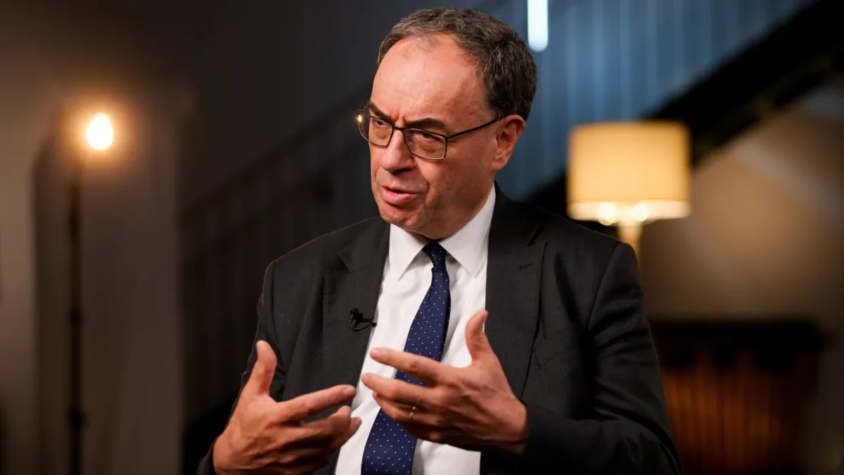Andrew Bailey habla sobre el riesgo de la inteligencia artificial para las finanzas globales