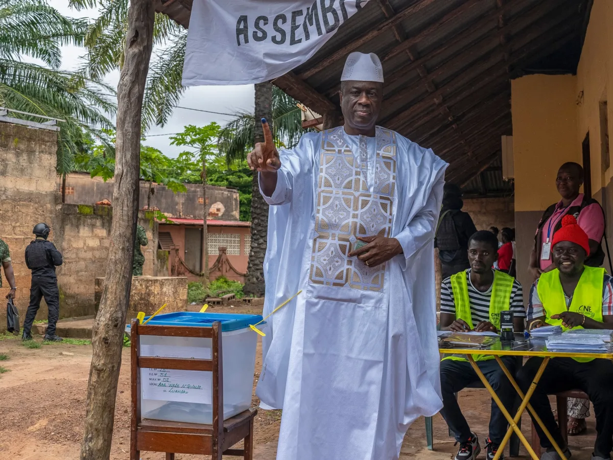 Officials counting ballots after Guinea-Bissau referendum