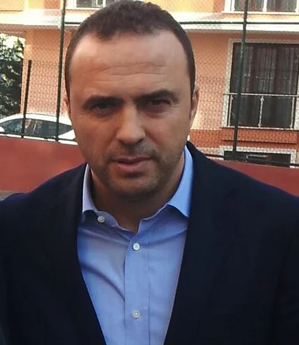 Arif Erdem'in Galatasaray ve Türkiye millî takımı kariyerini yansıtan portre görseli