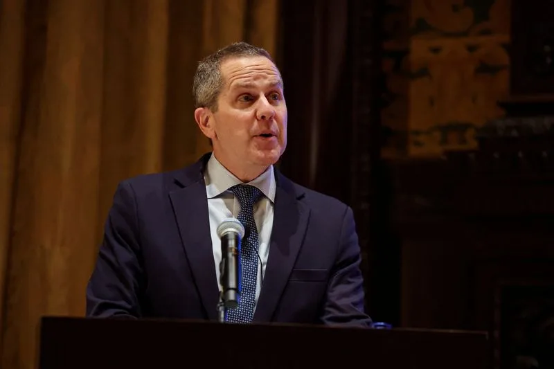 Michael Barr habla sobre inflación y tipos de interés de la Fed