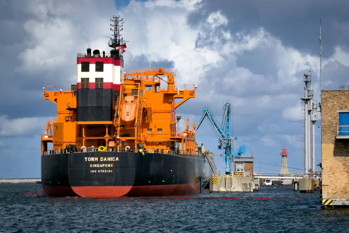 Tanker traffic near the Strait of Hormuz as oil flows recover