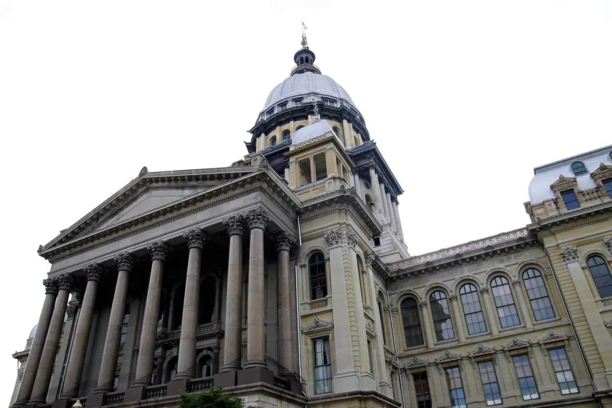 Illinois crypto tax delay agreement pending court approval