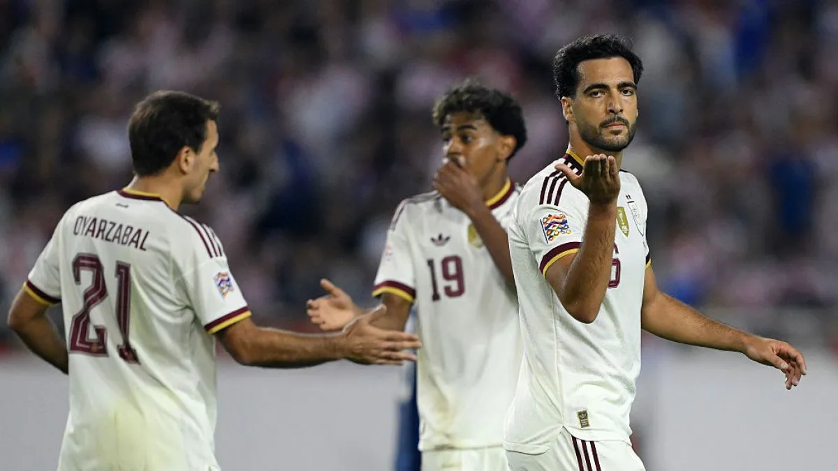 Spain players celebrate after Mikel Merino's winning goal against Croatia in Split