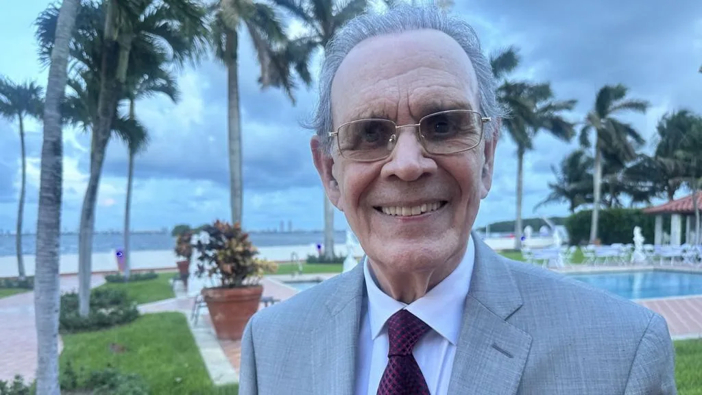 Empresarios cubanoamericanos reunidos en Miami para hablar de Cuba