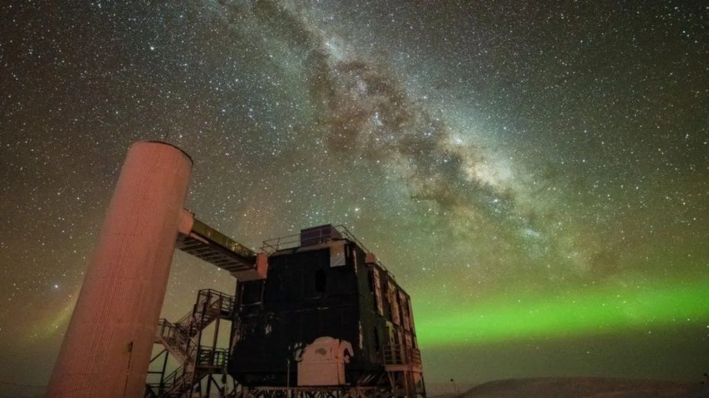 Francis Halzen, architect of the IceCube neutrino observatory