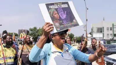 Policías investigan una serie de muertes de mujeres en Ekurhuleni, cerca de Johannesburgo