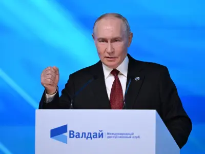 Vladimir Putin speaking at the Valdai Forum in Moscow